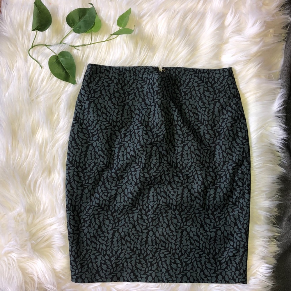 Loft petite skirt with slit